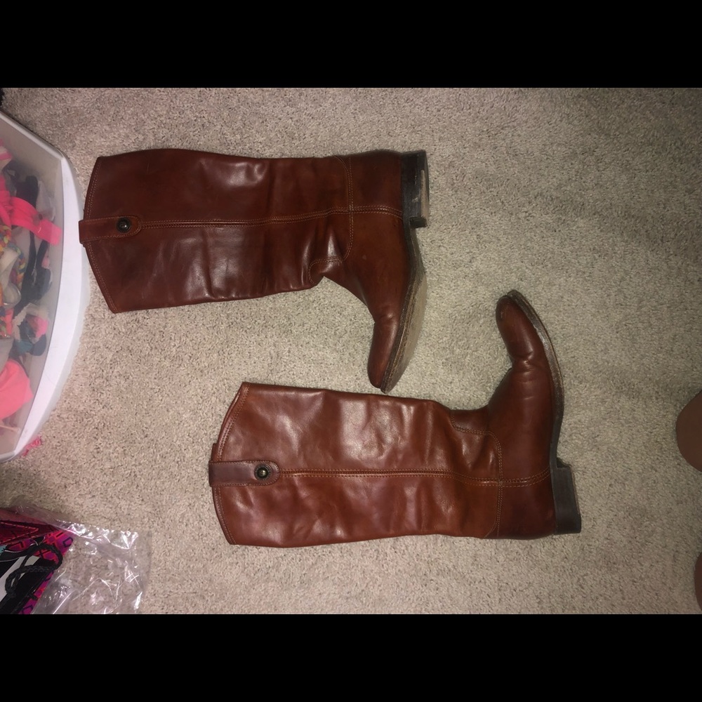 Riding boots